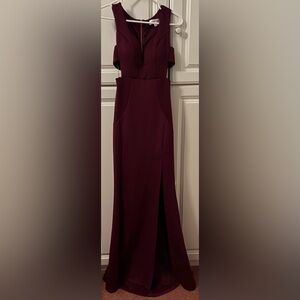 Red/maroon mermaid slit V neckline dress